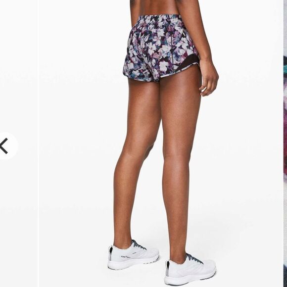 Lululemon Hotty Hot Short II *2.5"
Utopia Multi / Deep Phantom - Picture 4 of 12